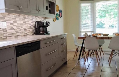 Port Dover Casa | Relaxing Birdsong Bungalow