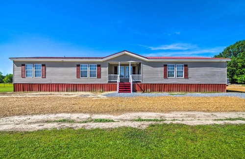 McCondy Casa | Relaxing Prairie Home, 29 Mi to Starkville!