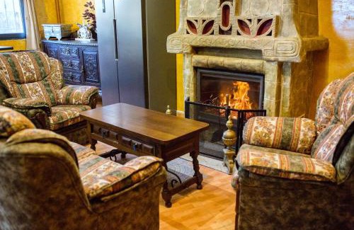 Chozas de Abajo Casa | Remedios de Luna