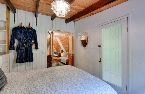 Hoodsport Cabaña | ¡NUEVO! ¡Cabaña remodelada, cerca del bosque nacional olímpico!