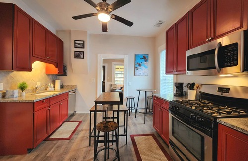 Idaho Springs Casa | Remodeled home in the heart of historic Idaho Springs STR 2022-12