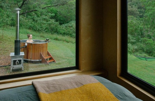 Oberon Council Casa | Remote Off-Grid Cabin Hidden in Nature - Hot Tub - Tibor