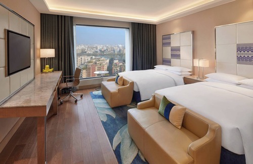Dhaka Hotel | Renaissance Dhaka Gulshan Hotel