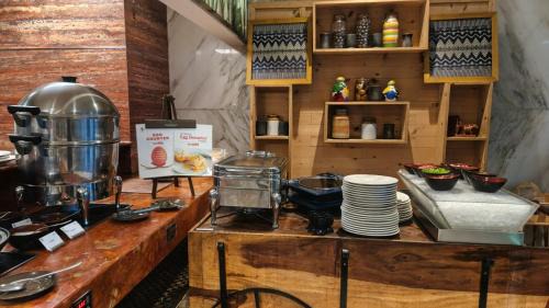 Dhaka Hotel | Renaissance Dhaka Gulshan Hotel