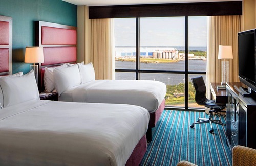 Central Business District Hotel | Renaissance Mobile Riverview Plaza Hotel