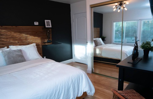 Highland Garden Condominio | Renovated 1920'S Charming Industrial 2/2 Unit