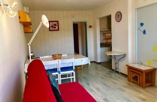 Villard-de-Lans Apartamento | Apartamento renovado con balcón orientado al sur, cerca de tiendas y aparcamiento gratuito