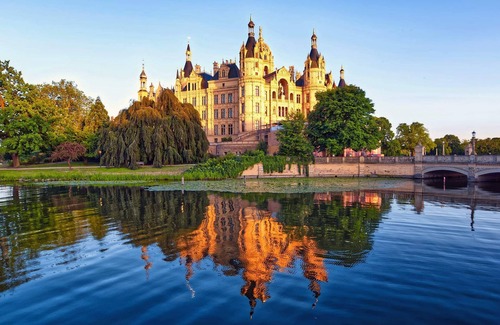 Schwerin Apartamento | Renovated apartment in listed villa with lake view