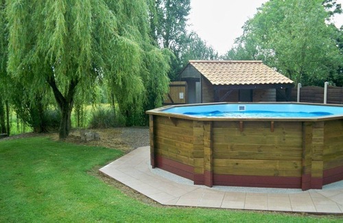 Le Champ-Saint-Pere Cabaña | Casa rústica con piscina privada, jardín amplio y WiFi, cerca de Indian Forest