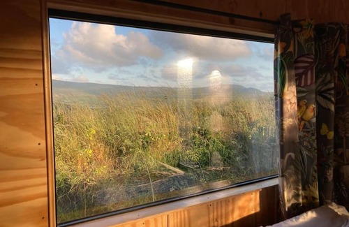 Valentia Island Alquiler De Eote | Renovated Boat House at Valentia Island Escape