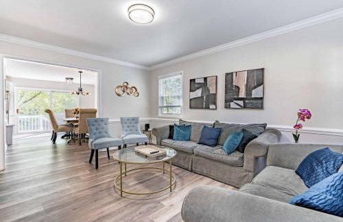 North Raleigh Casa | Renovated N Raleigh home with firepit wifi & king bed