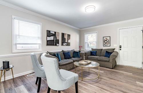 North Raleigh Casa | Renovated N Raleigh home with firepit wifi & king bed