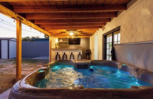 Scottsdale Estates Ten Casa | Renovated Retreat | Old Town Scottsdale | Sleeps 6