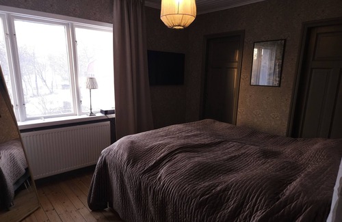 Fullersta Villa | Renoverad Villa Nära Både City och Natur med Alla Bekvämligheter Inom Gåavstånd