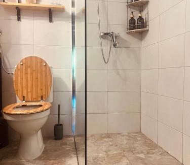 Petrovaradin Chalet De Esquí | Rent a Forest, Cabin Hidden in the Fruška gora