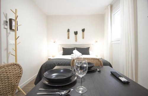 Los Remedios Apartamento | Rentalsevilla Virgen de todos los Santos I