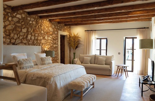 Manacor Otro | Reserva Rotana Hotel