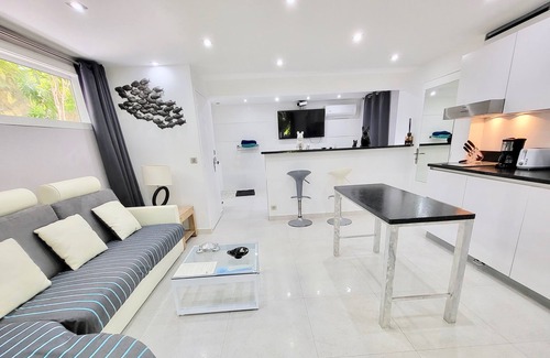 Orient Bay Hotel | Residence Adam & Eve