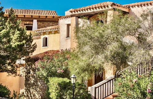 Liscia di Vacca Apartamento | Residence con piscina a Liscia di Vacca, 350 mt dal mare, 3 km da Porto Cervo