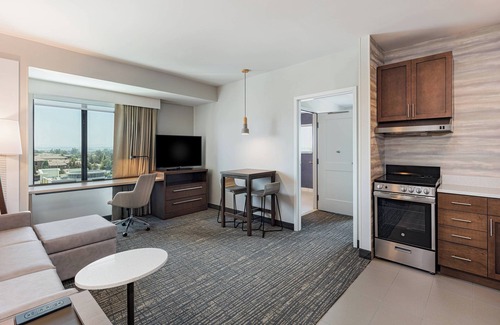 Moreno Valley Hotel | Residence Inn by Marriott Riverside Moreno Valley