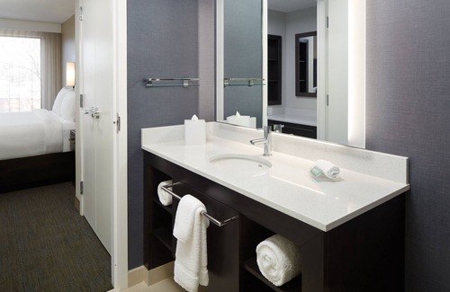 Cote-Des-Neiges—Notre-Dame-De-Grace Hotel | Residence Inn by Marriott Montreal Midtown