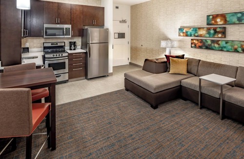 Oak Cliff Hotel | Residence Inn by Marriott Dallas at The Canyon