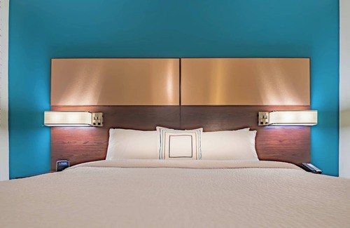 Oak Cliff Hotel | Residence Inn by Marriott Dallas at The Canyon