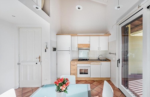 Soiano del Lago Apartamento | Residence Stropea 5 Apartment by Wonderful Italy