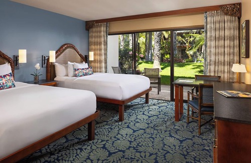 Pacific Beach Hotel | Resort Queens, Catamaran Resort, Elegant Ambiance, Explore Mission Bay