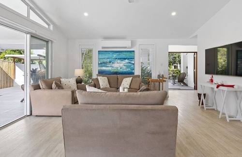 Twin Waters Apartamento | Resort Style Home With Pool Twin Waters