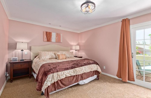 Biltmore Courts Casa | Resort Style Living In Phoenix's Most Exclusive Gated Community!