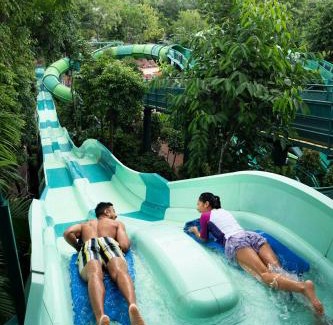Resorts World Sentosa Hotel | Resorts World Sentosa - Crockfords Tower