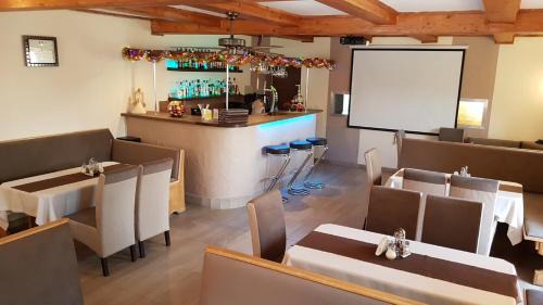 Ludwikowice Klodzkie Apartamento | Restauracja IBIZA
