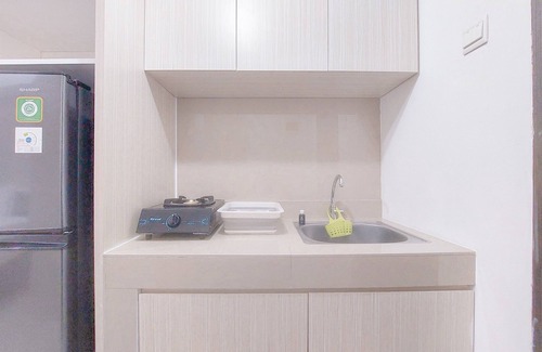 Ciputat Apartamento | Restful And Tidy Studio At Apartment Baileys