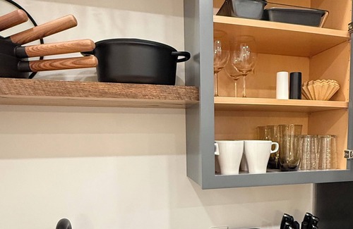 Pilot Mountain Apartamento | Restful Remedy~A modern industrial farmhouse Alcove studio in Pilot Mountain.