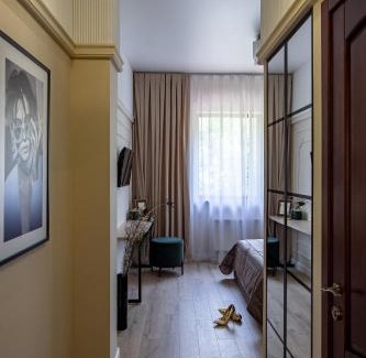 Podvirky Hotel | Resto Park Традиція