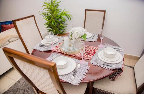 Lusaka Apartamento | Retreat Aparthotel-Garden-Solar-Wi-Fi -Firepit-Park-carport