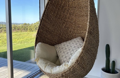 Matakana Casa | Retreat style home with hot tub, sauna, gym & country views. Great location!