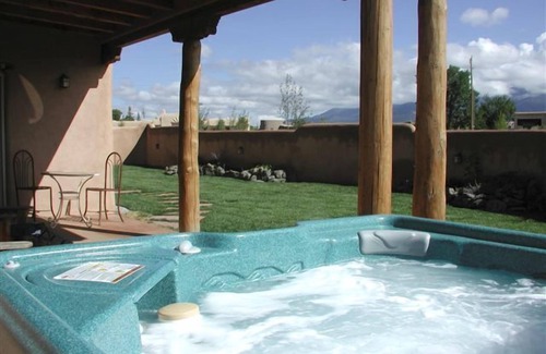 El Prado Casa | Casa de los Huesos- Patio cerrado privado Jacuzzi Vistas estupendas