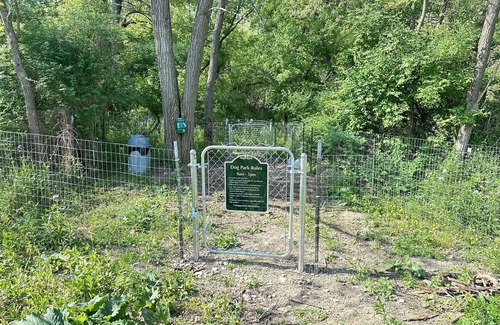 Black Creek Alquiler De RV | Retro Pop-Up Camper on Ischua Creek @ Campground Adventures