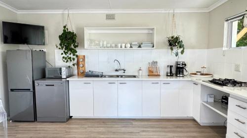 Hunter's Home Casa | Rexford Cottage