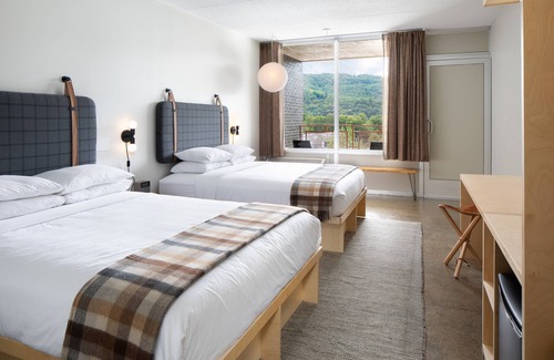 Boone Hotel | Rhode's Motor Lodge