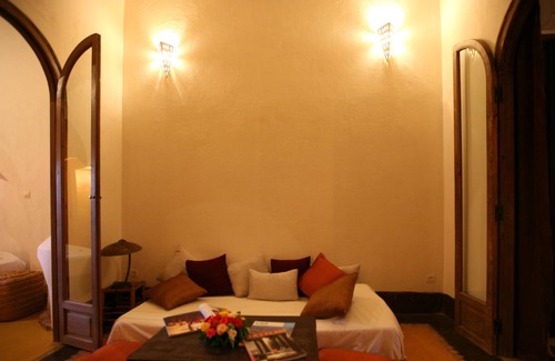 Diour Jdad Casa | La Douiria, tu propio Riad mini-marroquí privado.