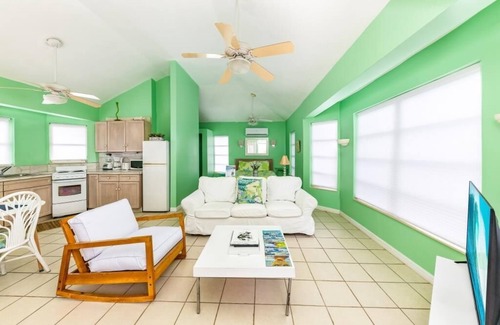 Conch Bar Cabaña | Dragon Cay Resort -Ridgetop Cottage