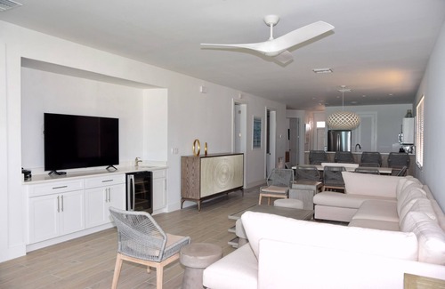 Treasure Cay Complejo | Justo en la playa y hermoso - ¡Séptima noche GRATIS!