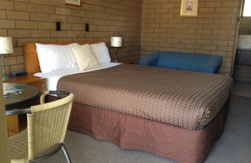 Drumcondra Hotel | Rippleside Park Motor Inn