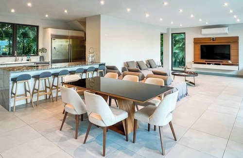 Dorado Pueblo Villa | Ritz Carlton-Dorado Beach 3BR 3BA Luxury Villa