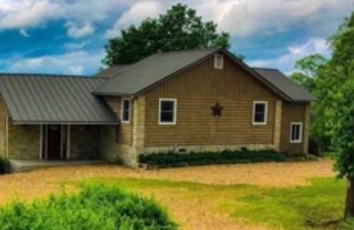 Berryville Casa | River Access Country Home with Great Views and Sunsets