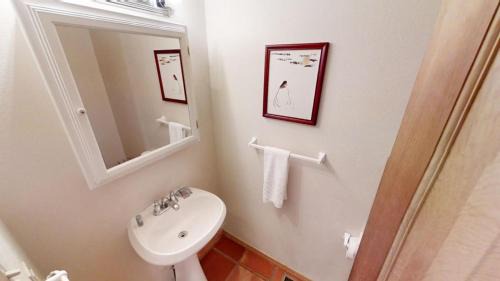 Red River Casa | River John - On the River - WiFi - Washer - Dryer - Fireplace - Grill