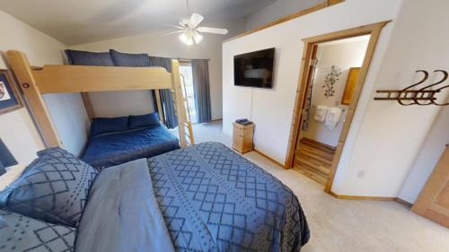 Red River Casa | River John - On the River - WiFi - Washer - Dryer - Fireplace - Grill